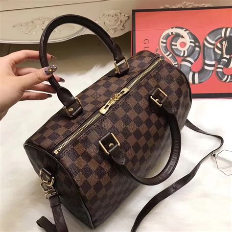 lv speedy bandouliere 25 ราคา